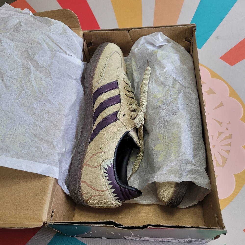 Adidas size 7.5 Boba Fett Sarlacc Pit sambas